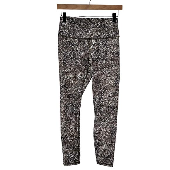 Fabletics High Waisted Foldover Powerhold 7/8 Leggings Small Green Serpentine - Picture 1 of 8
